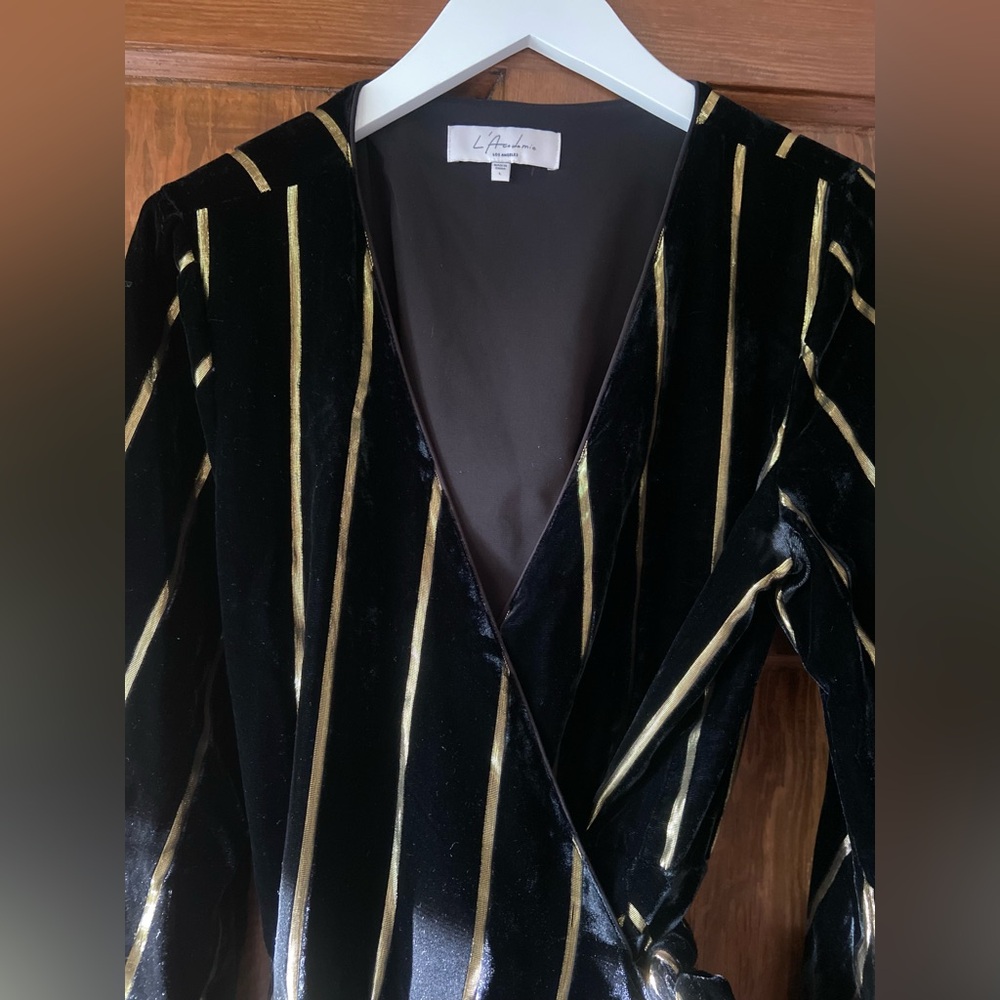 L’Academie Black and Gold Striped Wrap Dress. Size L. - Picture 7 of 15